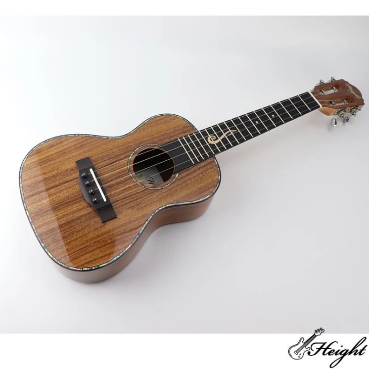 Glossy finish koa ukulele 2